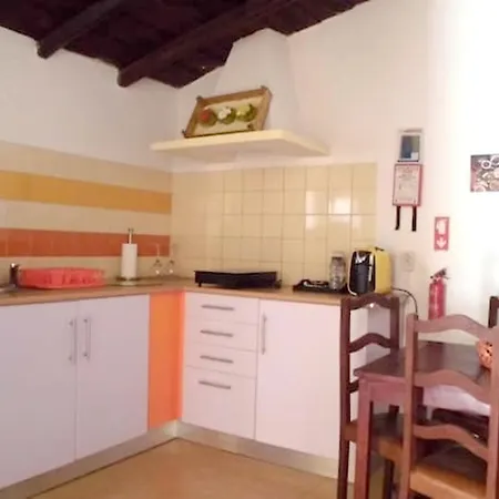 Pedra De Ecorregar Villa Pera